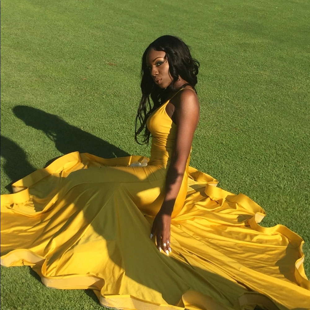beautiful yellow elegant dress